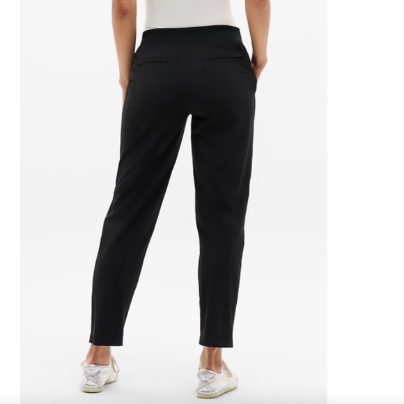 Athleta Women's Brooklyn Mid Rise Ankle Pant Black Sz 6 Wrinkle Resistant UPF 40 - Picture 8 of 9